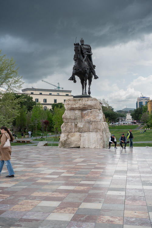 Skanderbeg denkmal tirana